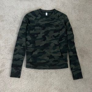 Lululemon hoodie *NEW*